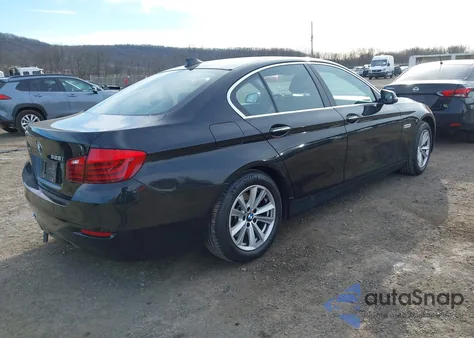 2016 BMW 528I xDrive z USA, uszkodzony, nr VIN WBA5A7C50GG643191